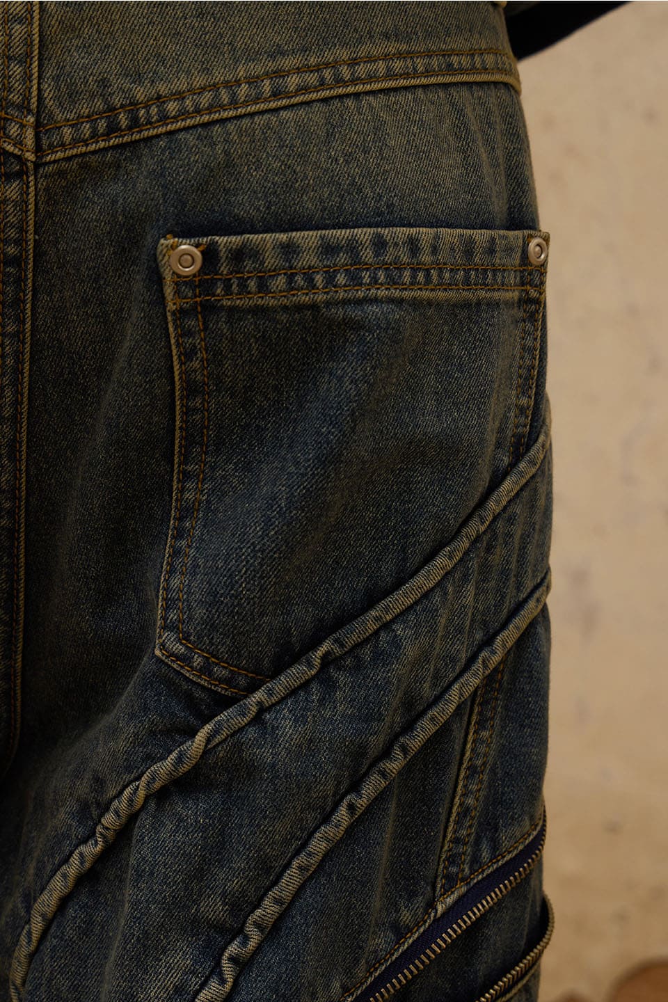 Washing Gradient Denim Jeans