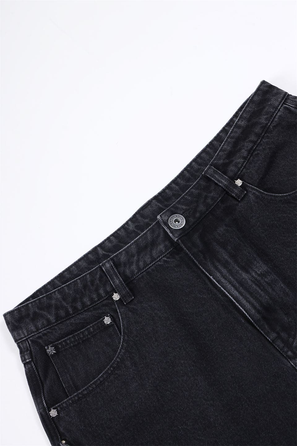 Cross Fraded Patch Washed Denim Shorts