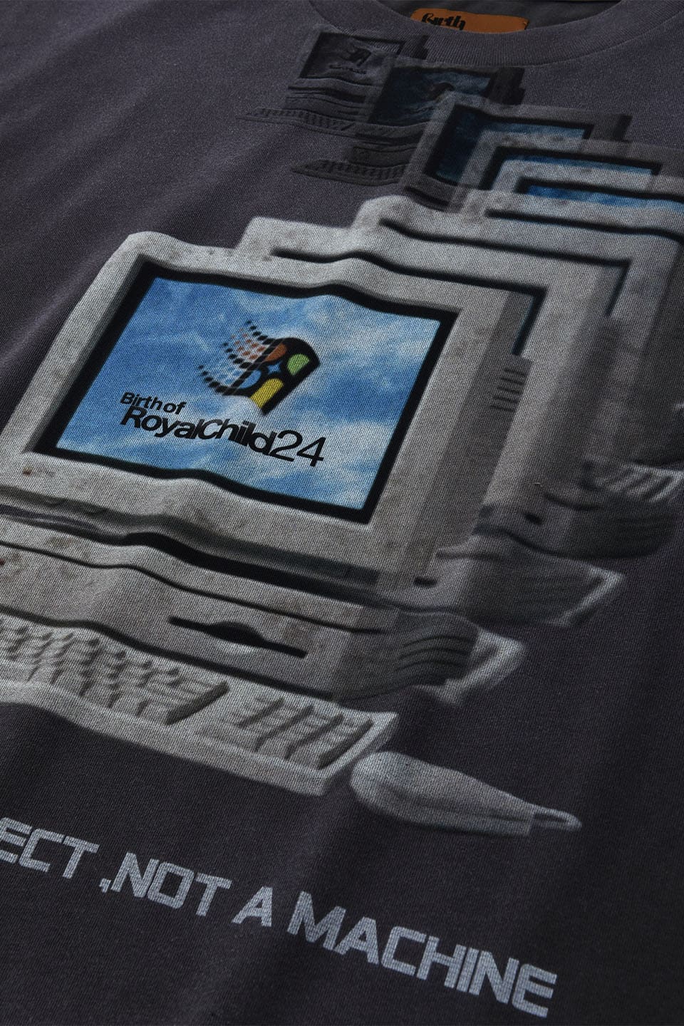 Windows 24Distressed Vintage Tee