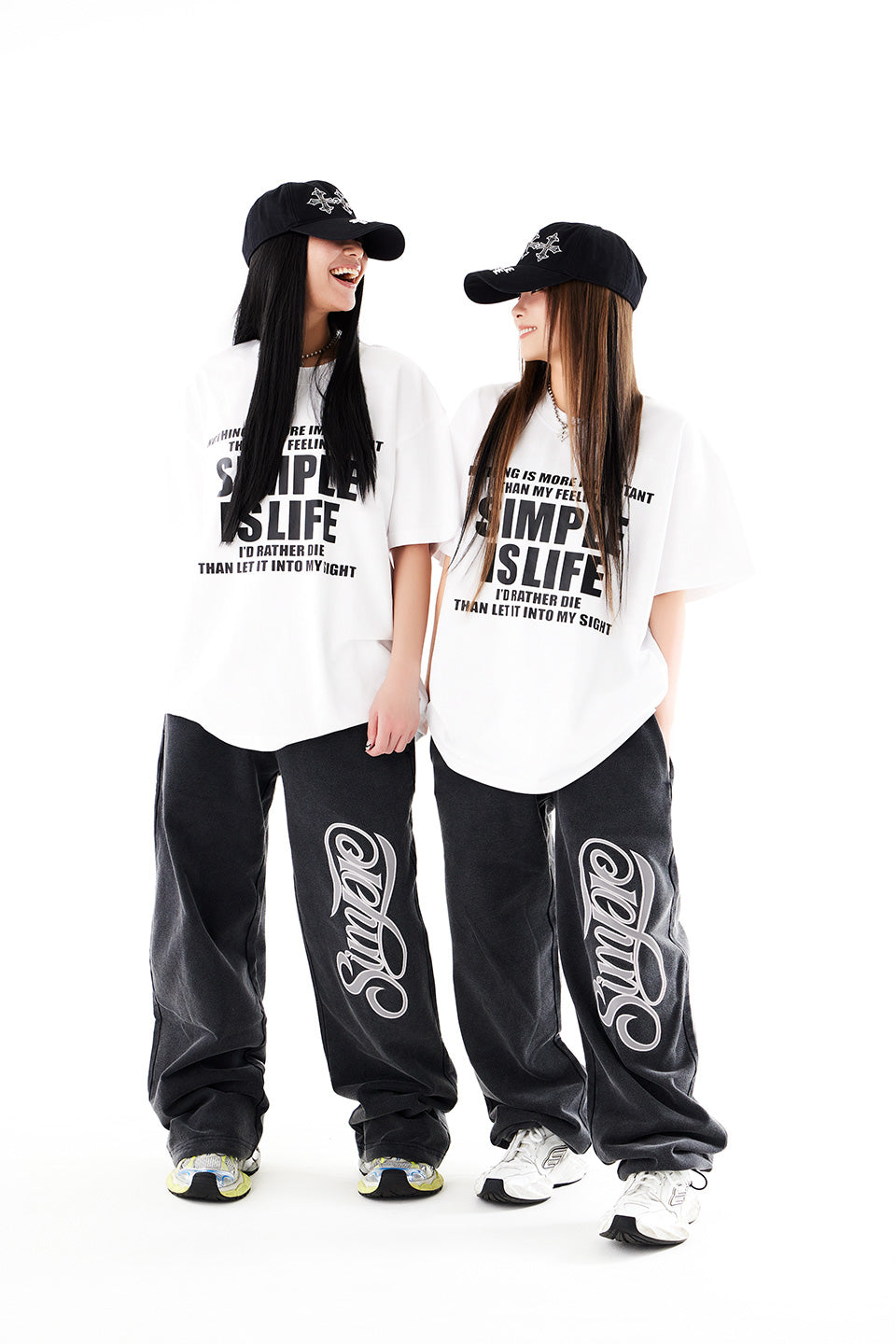 Simple Is Life Logo Sweat Pants / Black