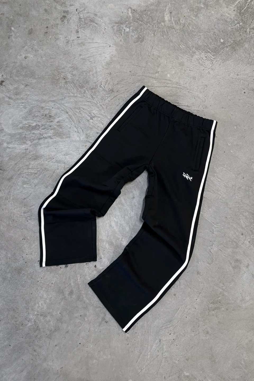 2 Stripe Joggers