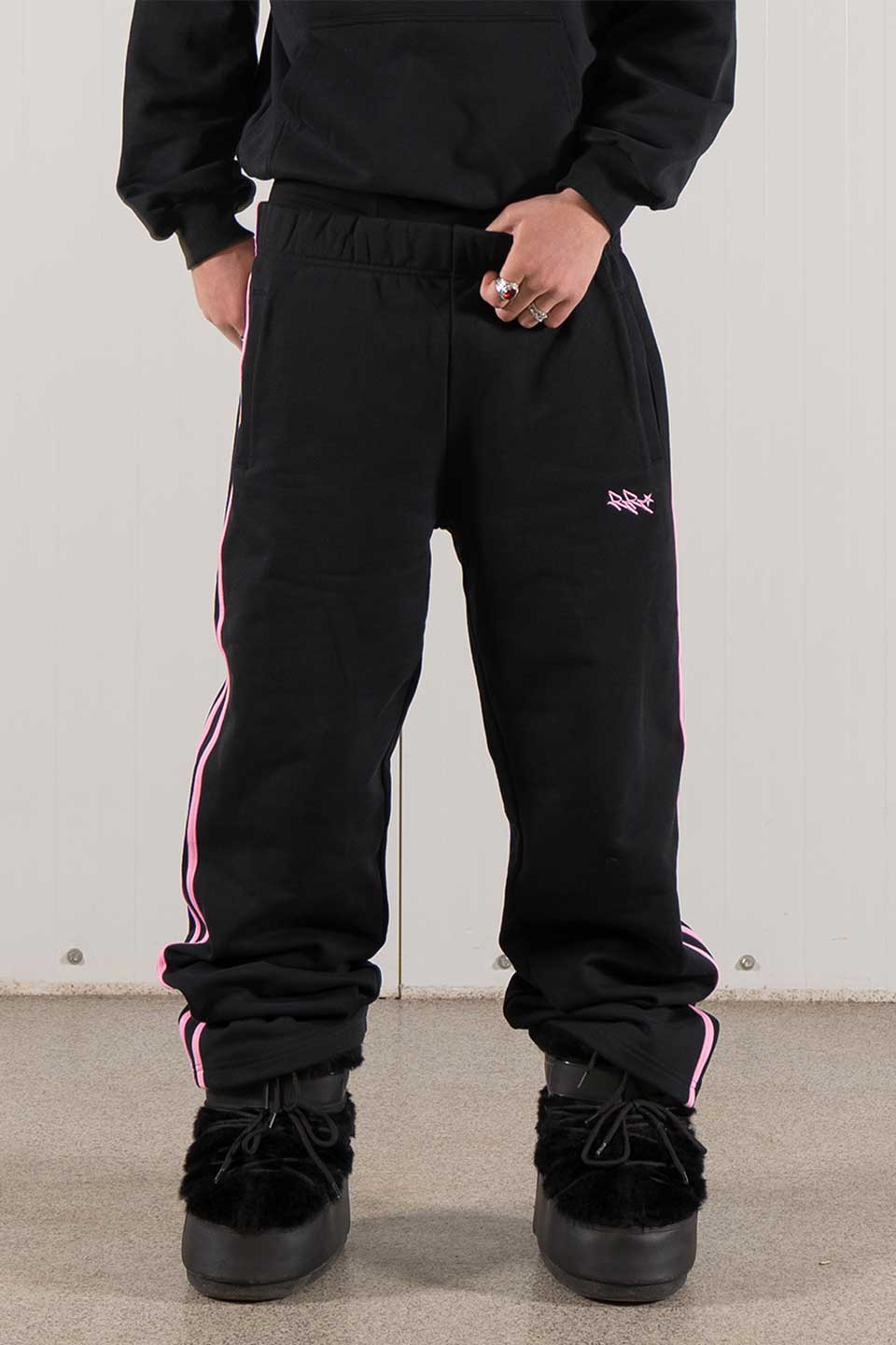 2 Stripe Joggers