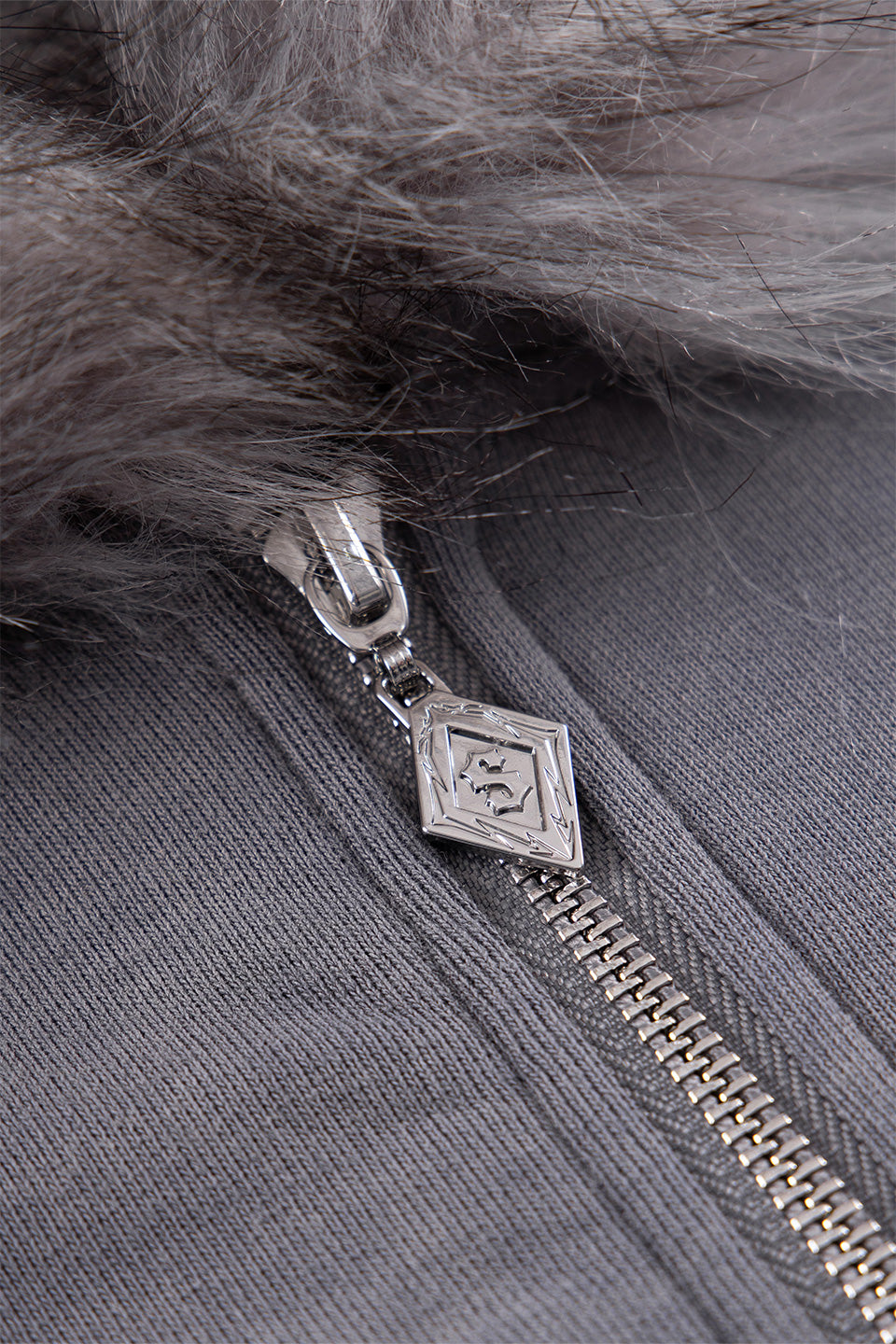 【一部予約商品】Faux Fur Cross Zip Hoodie【10月上旬~中旬お届け】