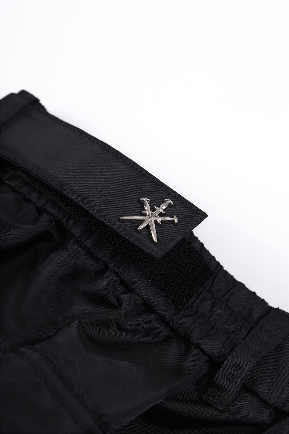 Un Metal Nylon Shorts