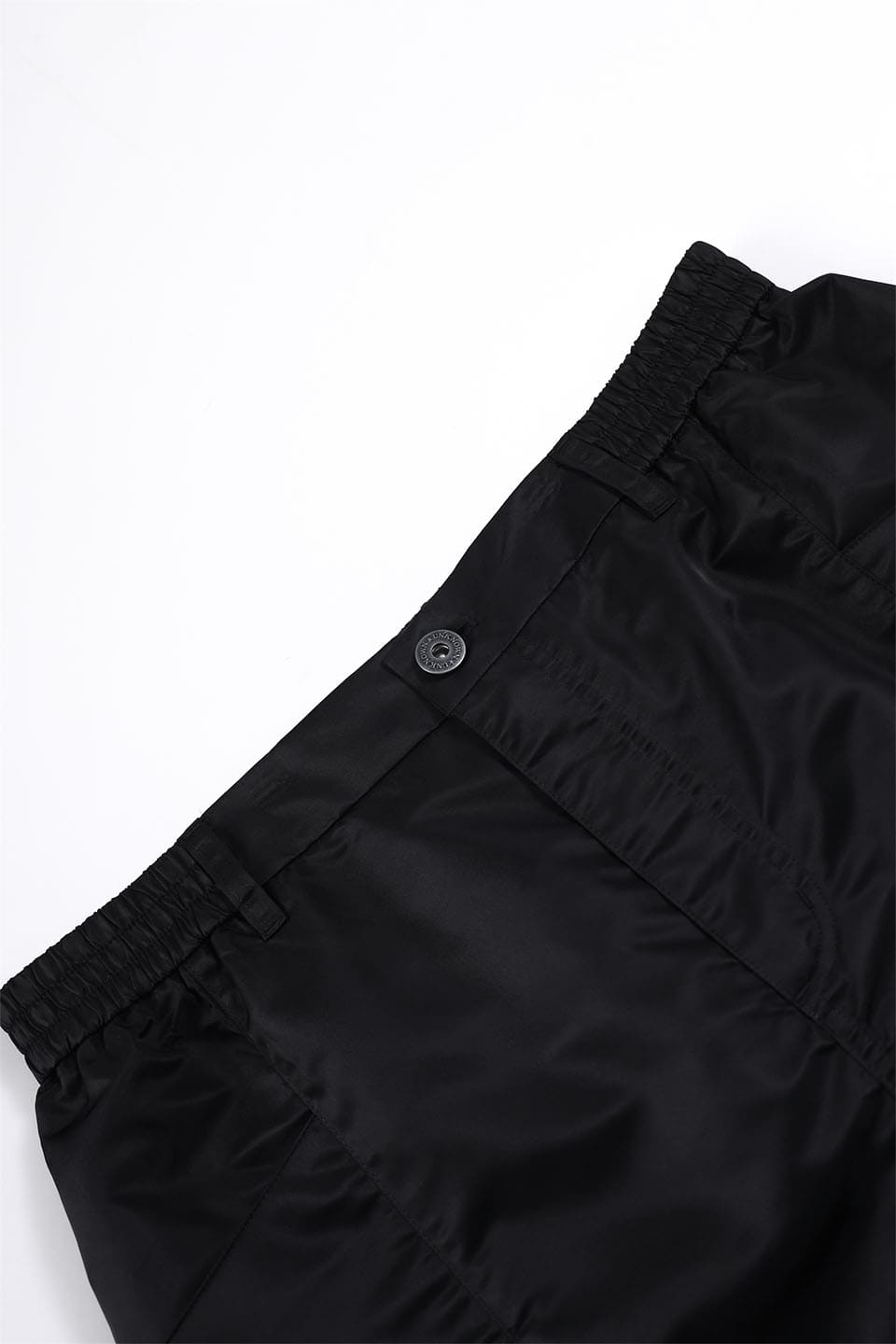 Un Metal Nylon Shorts