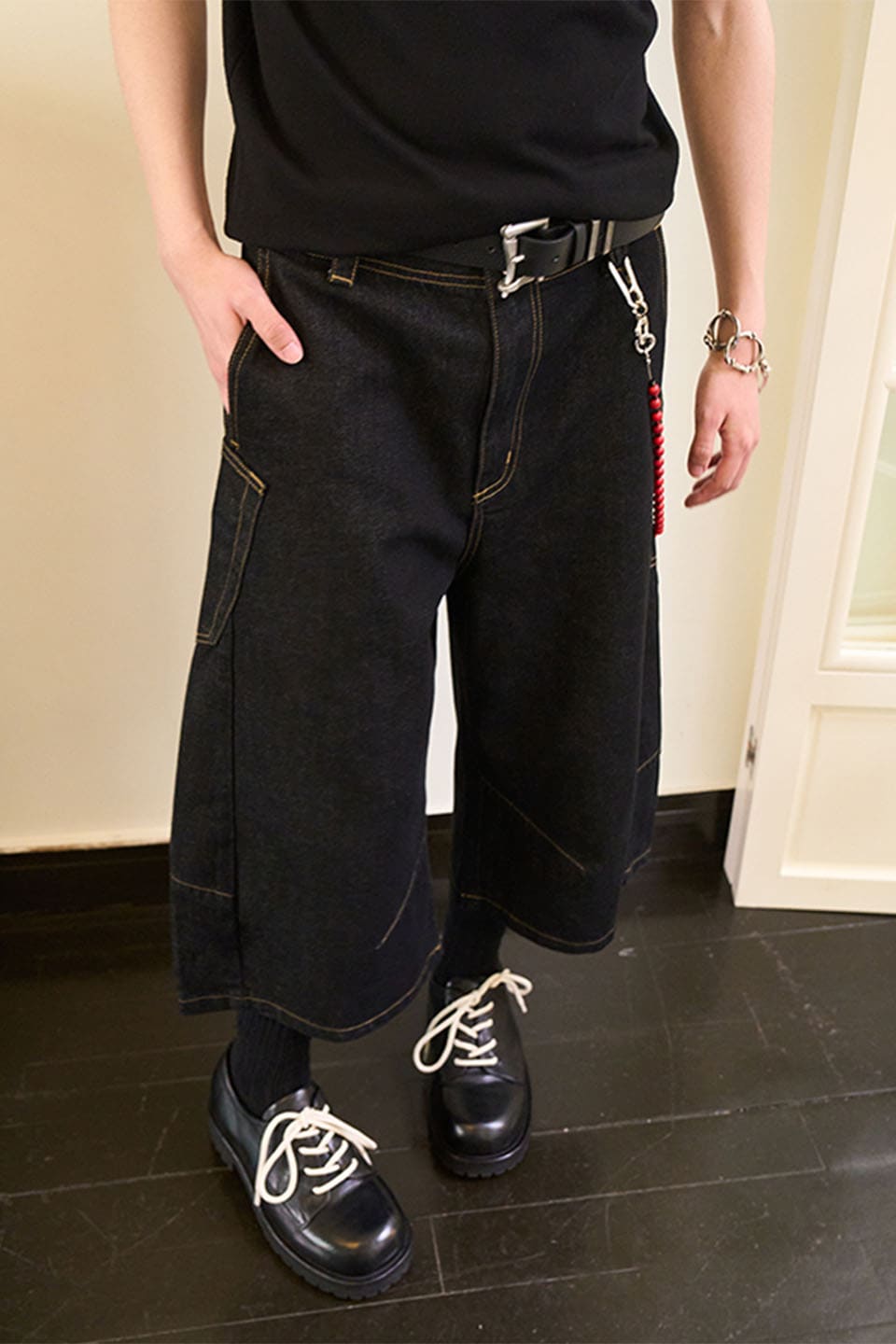 Patch Pocket Denim Cropped Pants