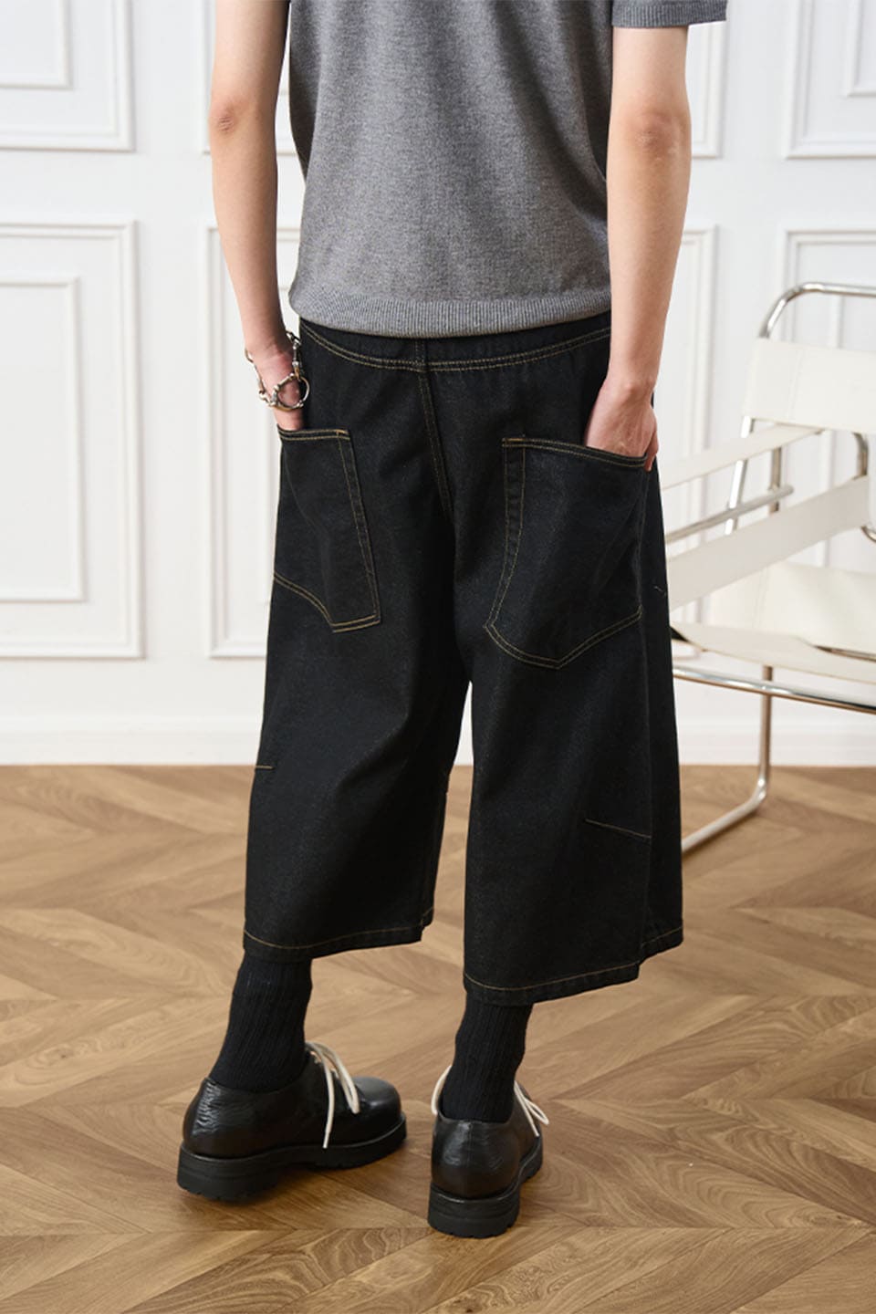 Patch Pocket Denim Cropped Pants