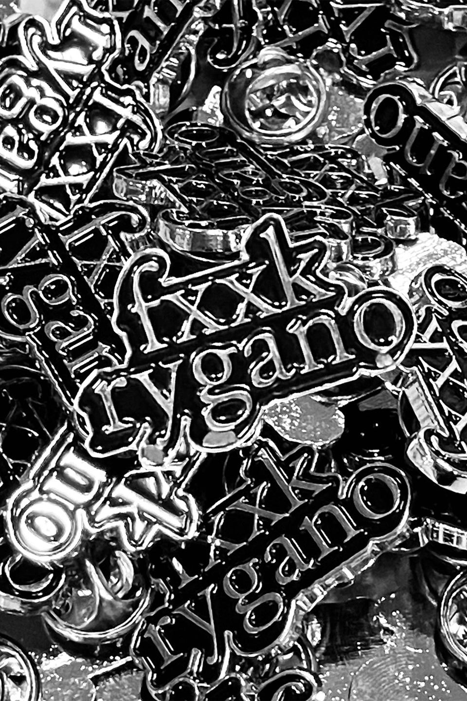 【キャンセル分再販】fxxk rygano tee(オリジナルピンズ付) 【10月上旬お届け予定】