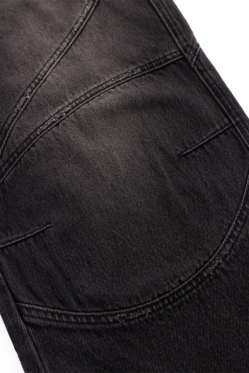 Switching Pierced Baggy Jeans