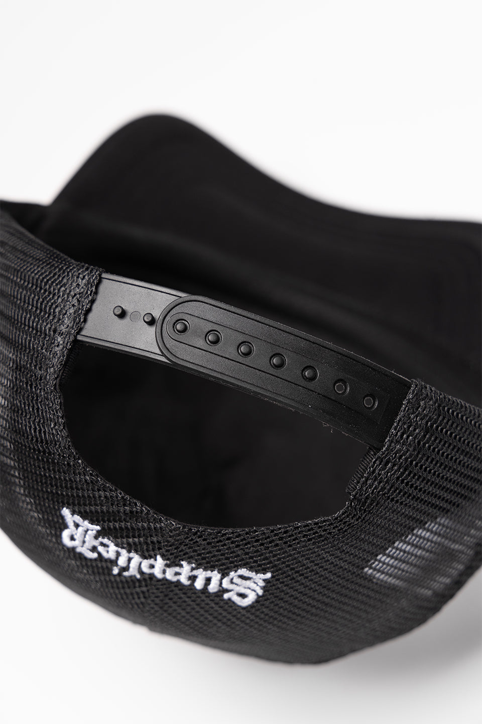 【先行予約販売】Fleur Leather Patch Mesh Cap Black x Black【4月上旬お届け】