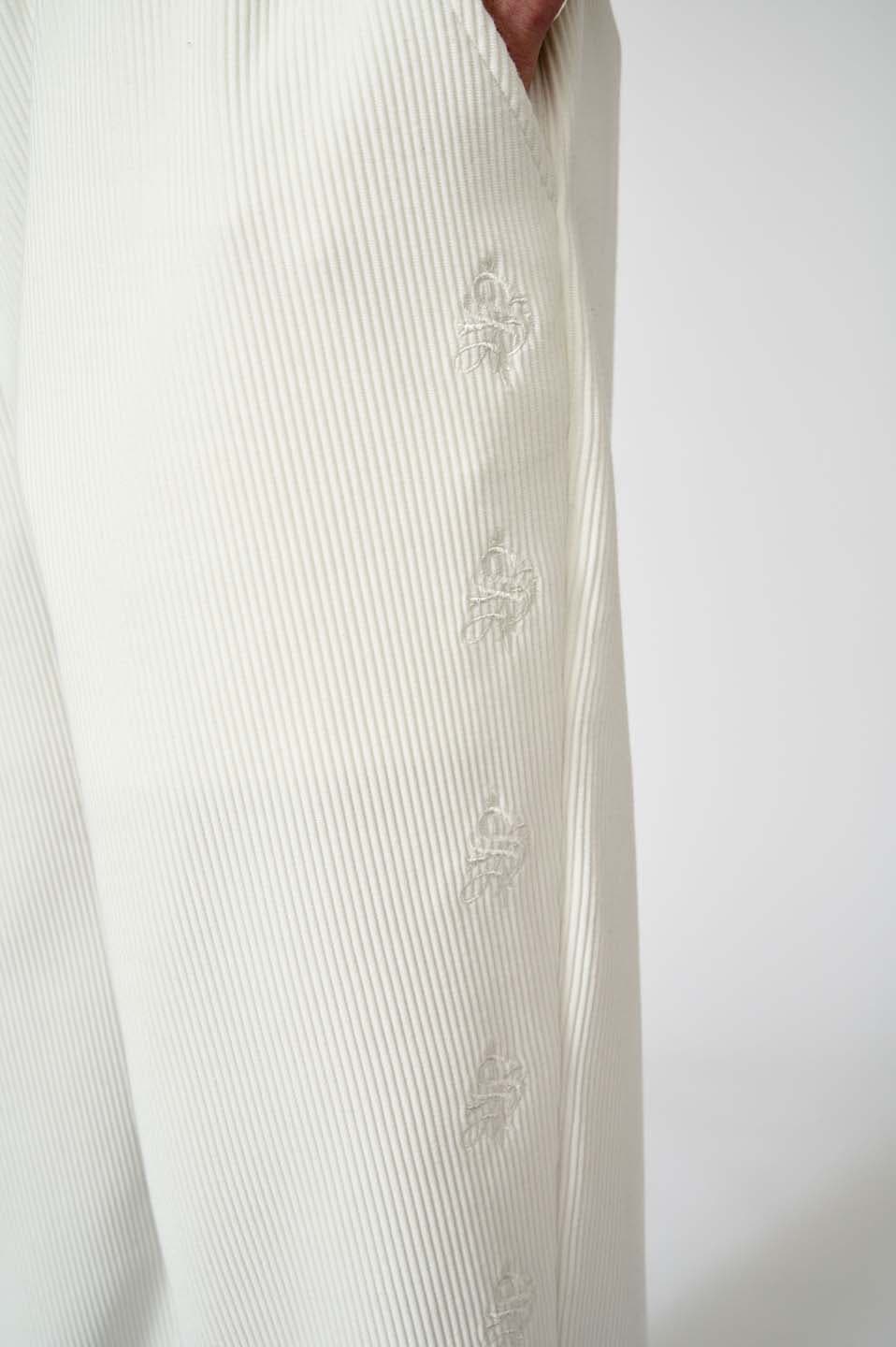 Pleats Wide Jogger