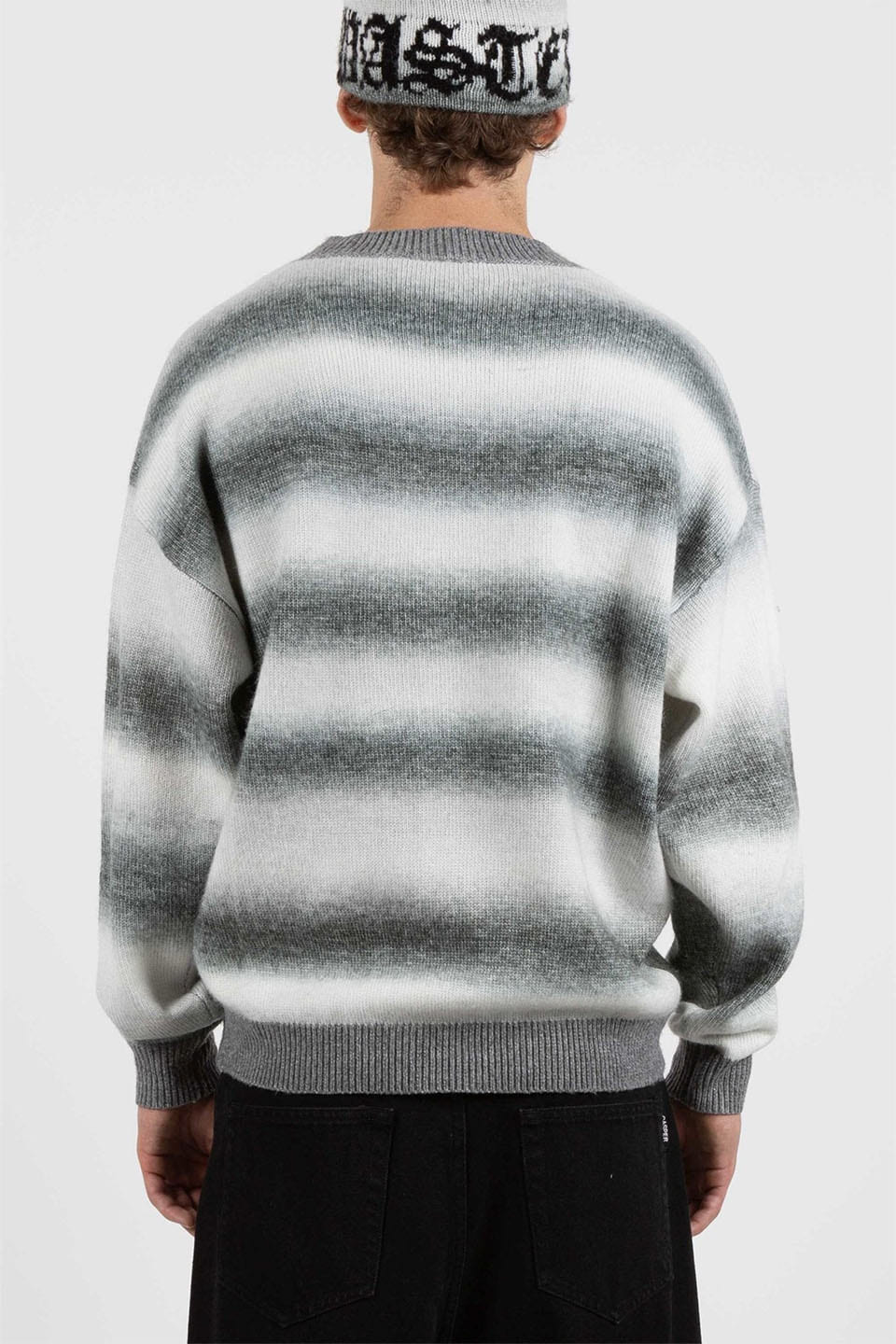 Sweater Blur Kingdom