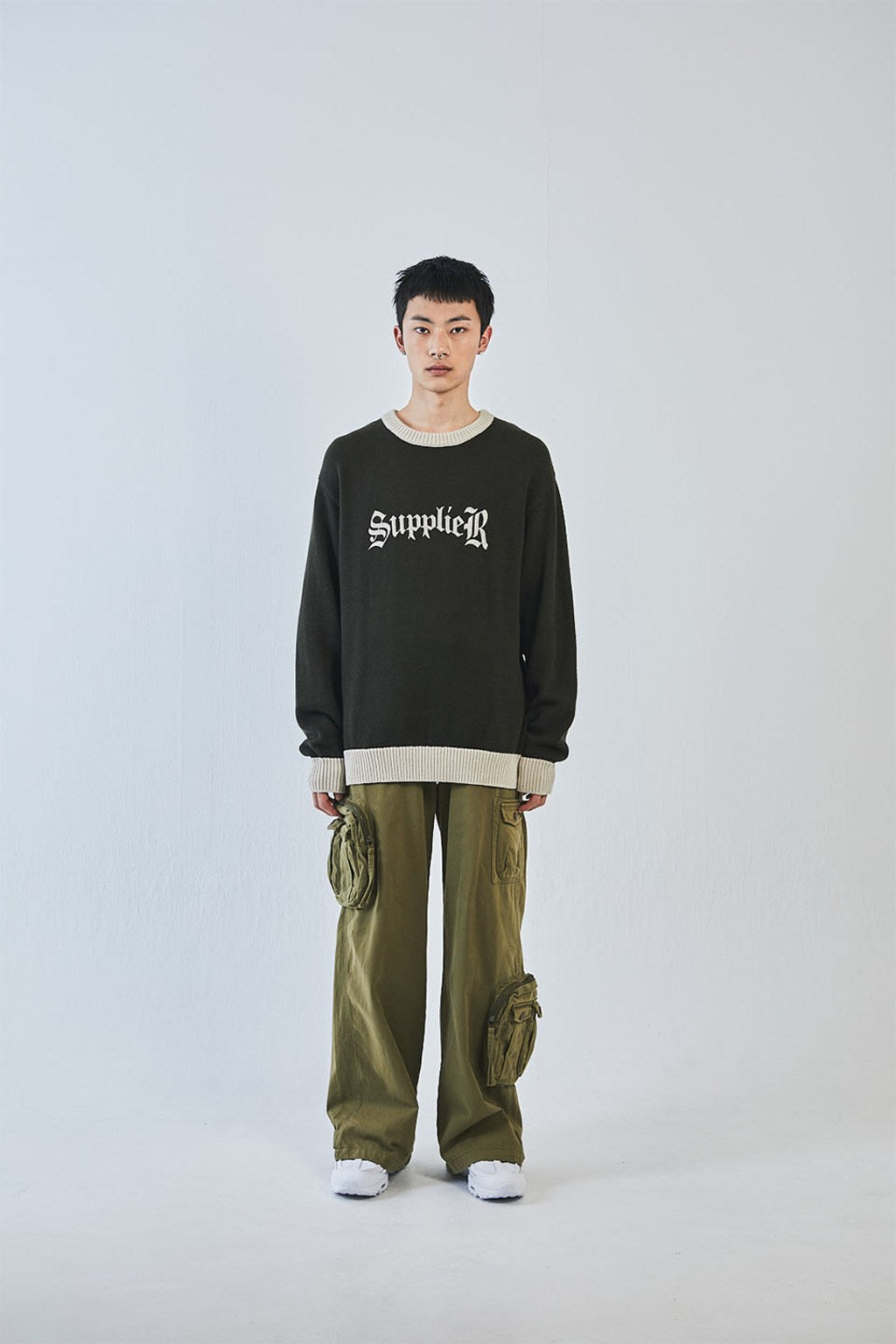 Bicolour Logo Crew Knit