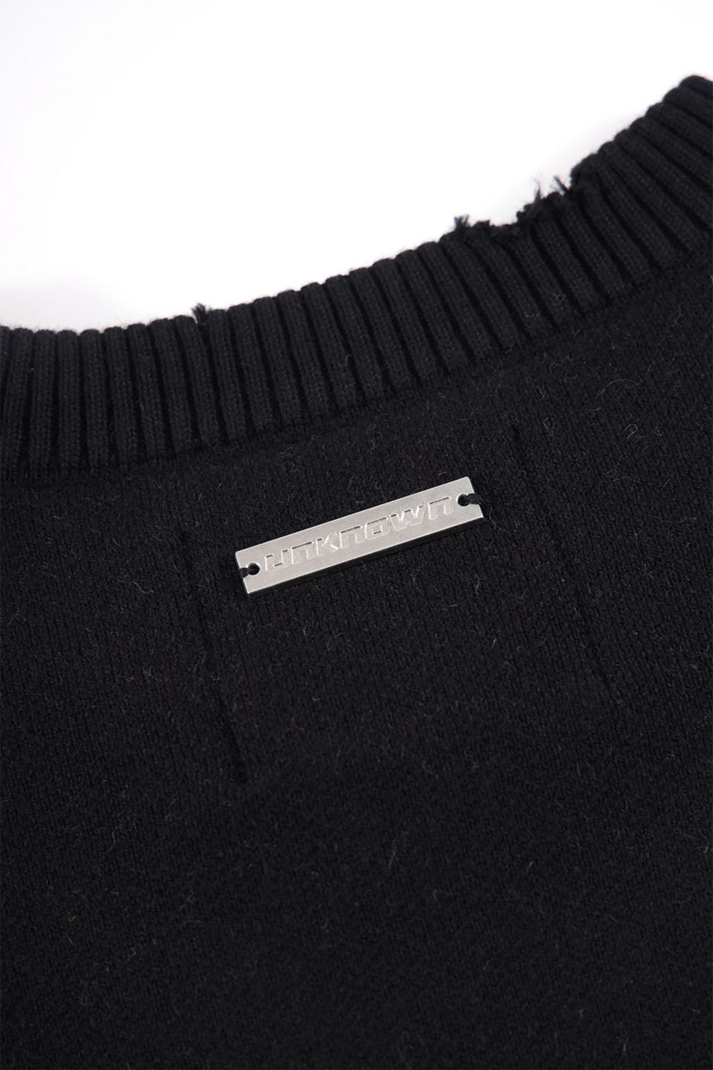 Barbed Wire Jacquard Knit