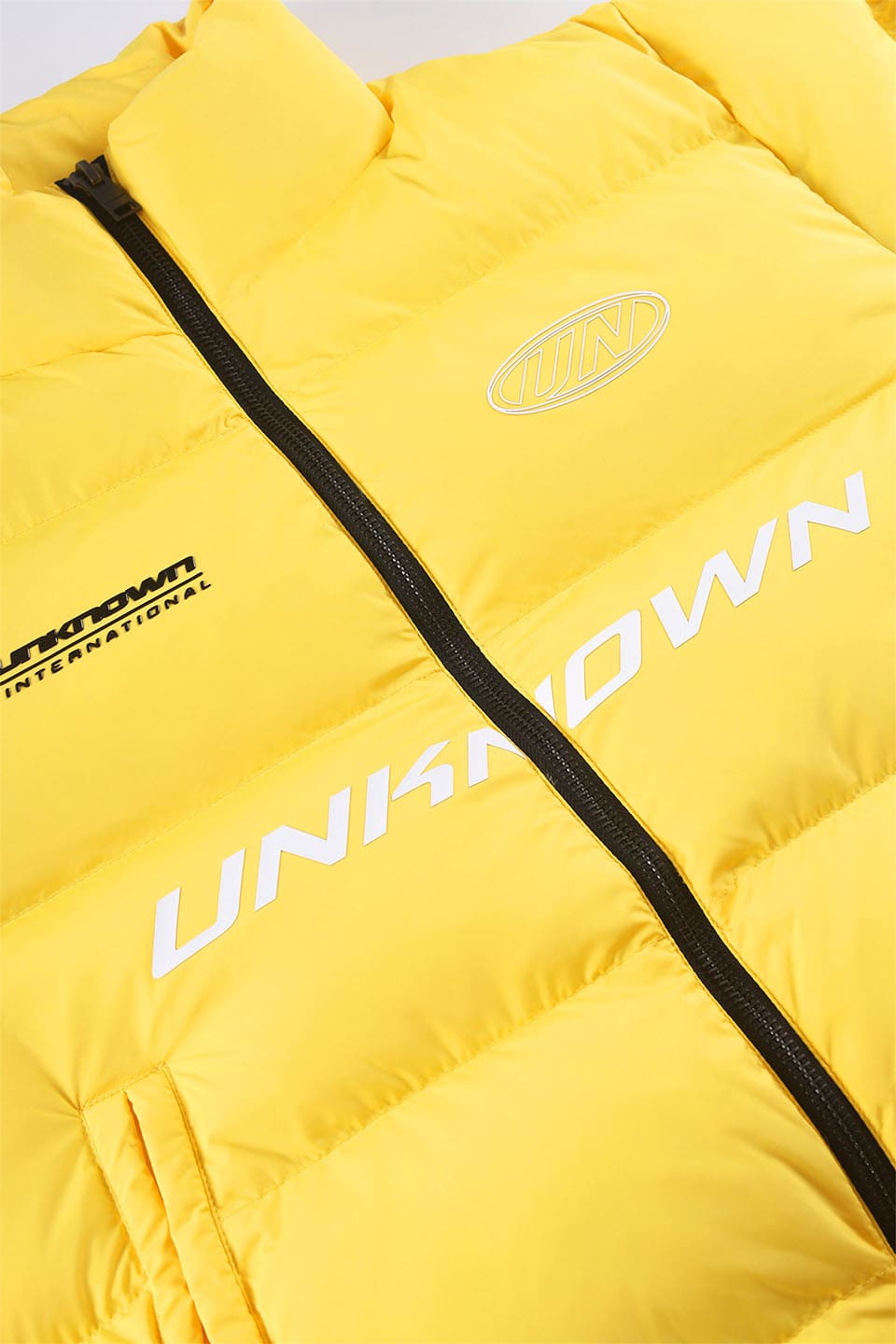 Down Filled Yellow Puffer｜Unknown London｜ダウンジャケット