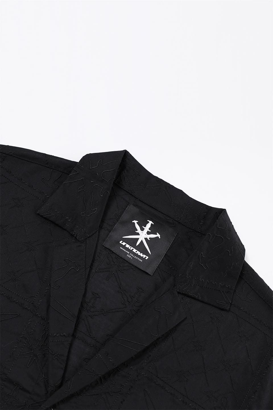 15,435円Unknown - Dagger Monogram EMB Shirt