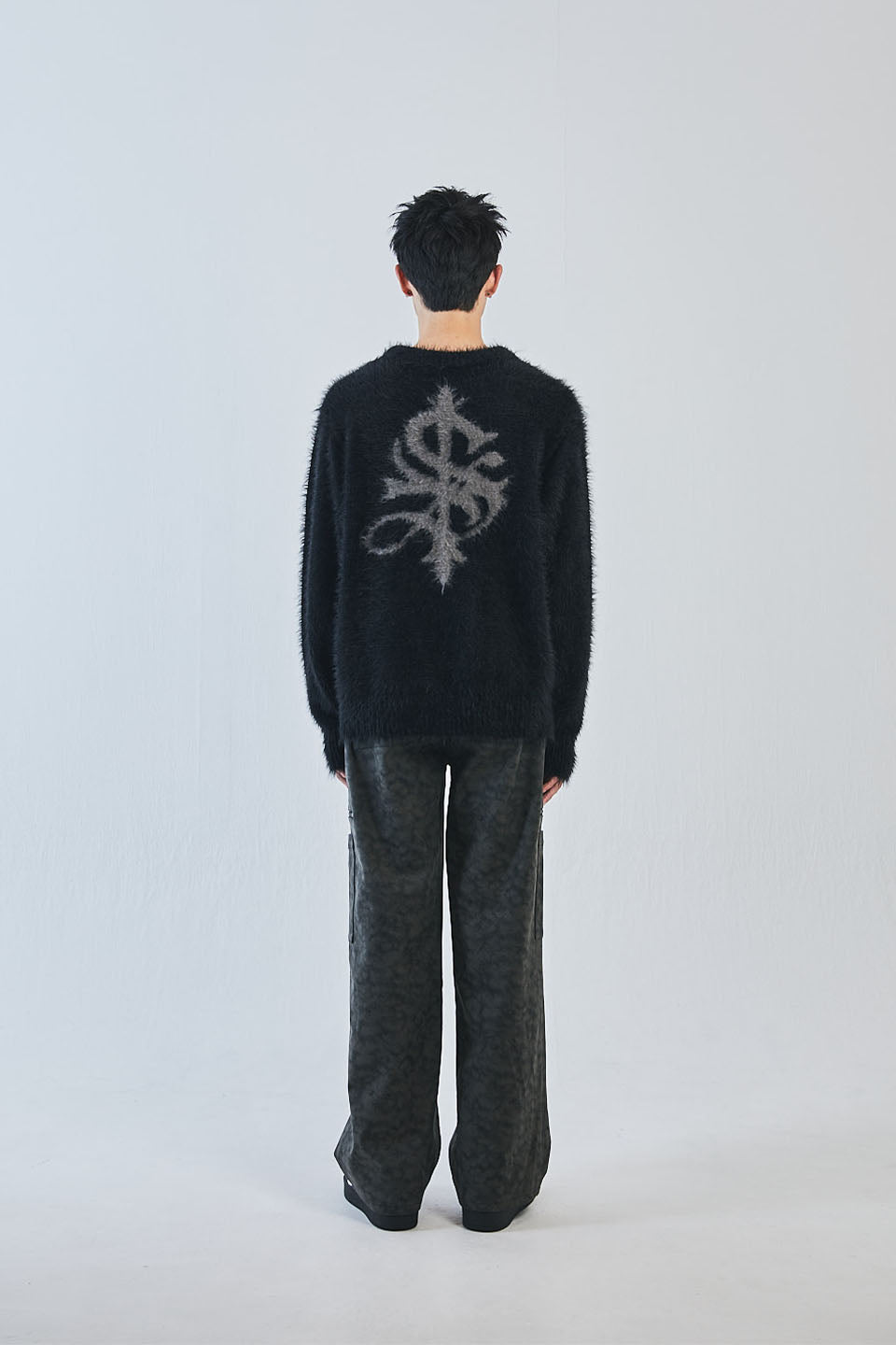 Cross Shaggy Knit