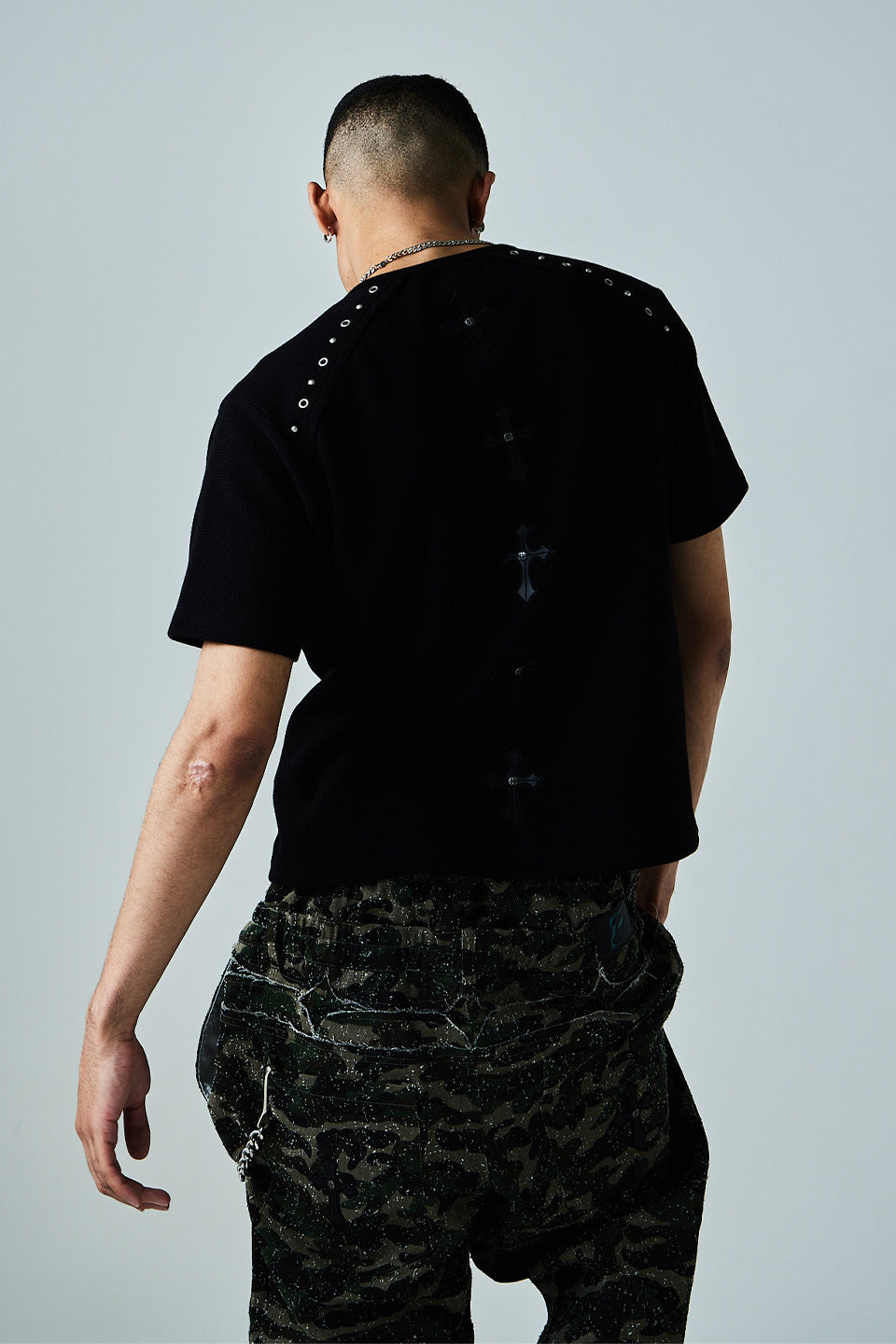 Studs Cross Patch Rib Tee