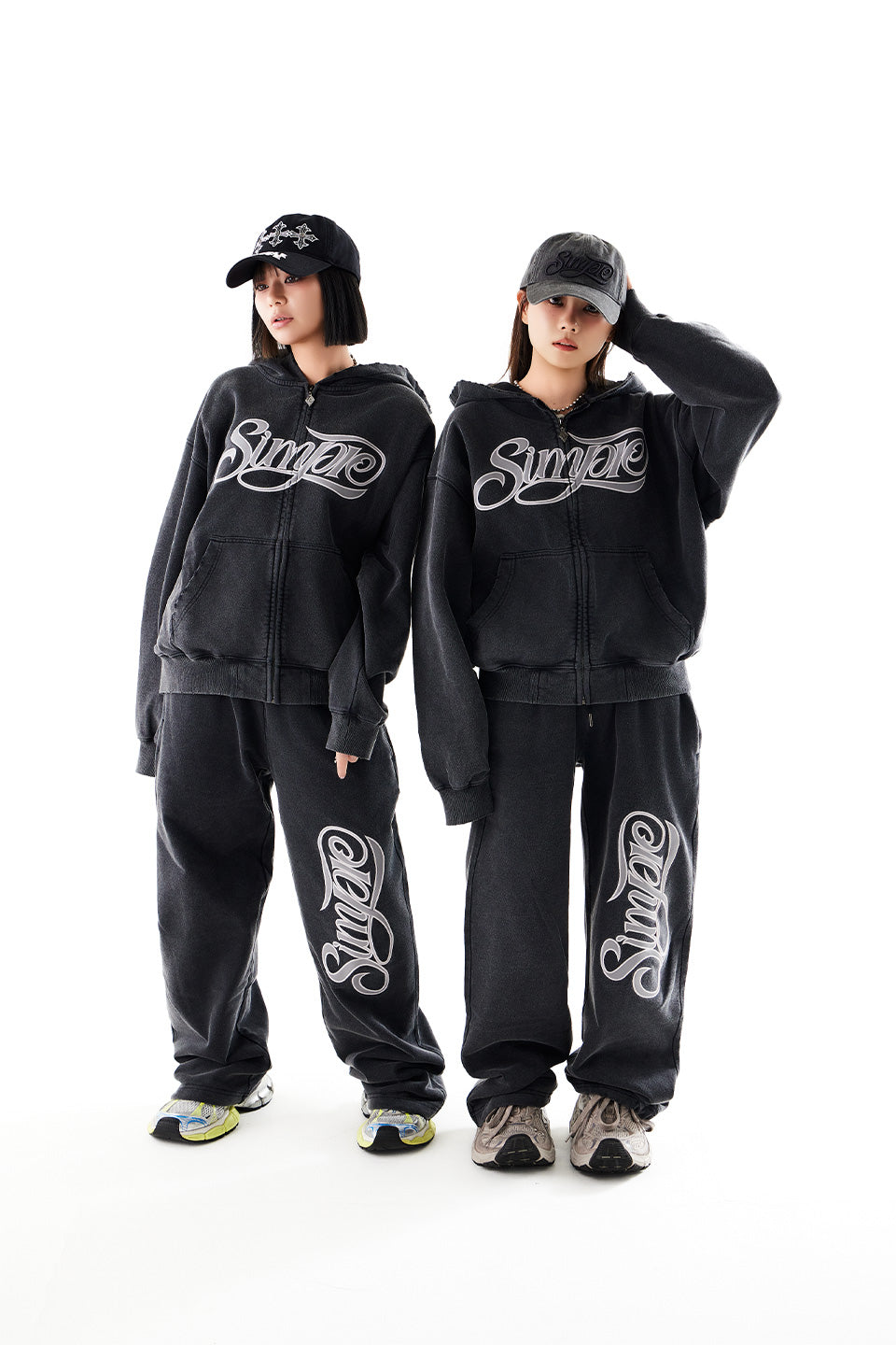 Simple Is Life Logo Sweat Pants / Black