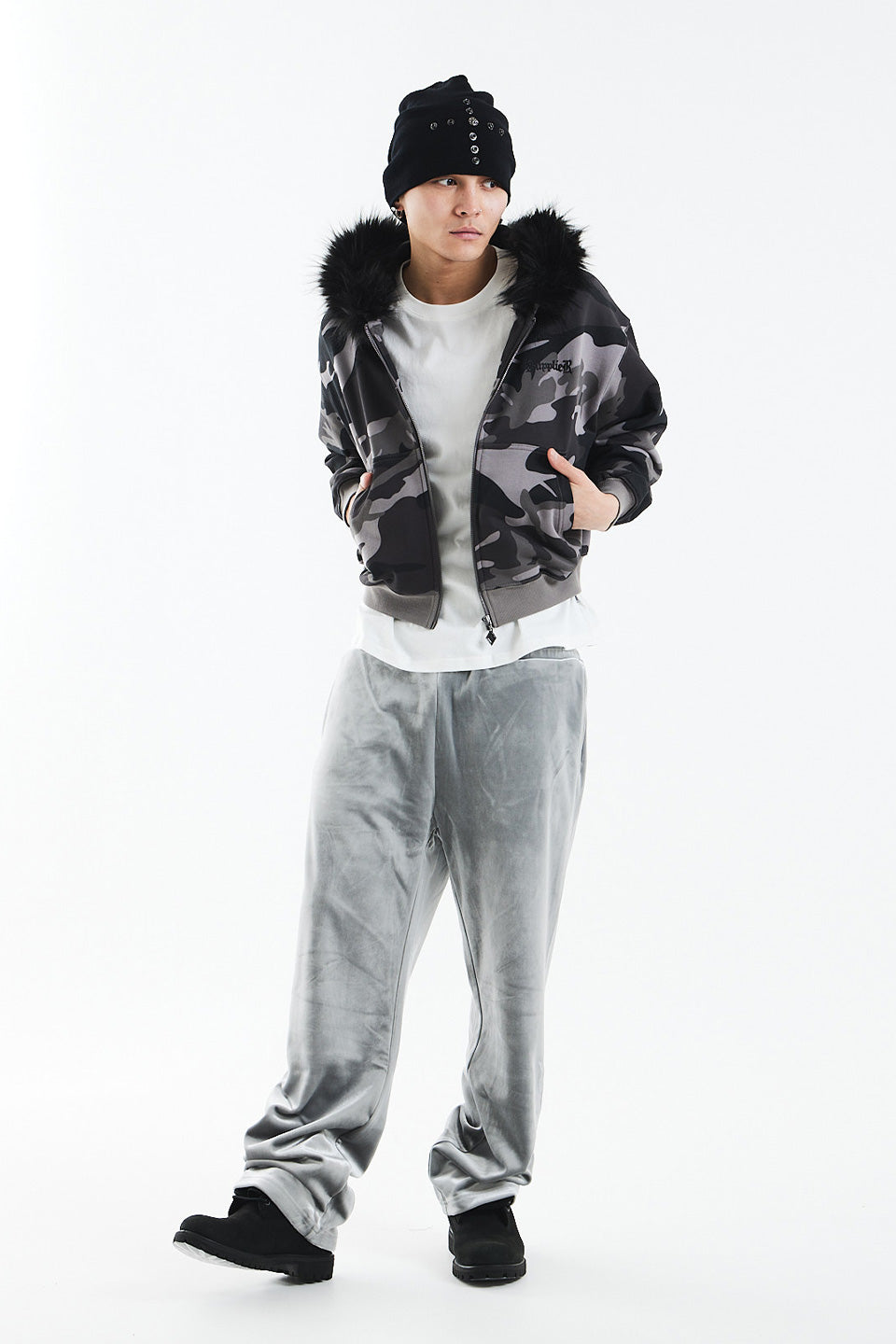 【予約商品】Camouflage Faux Fur Cross Zip Hoodie【2月上旬お届け】