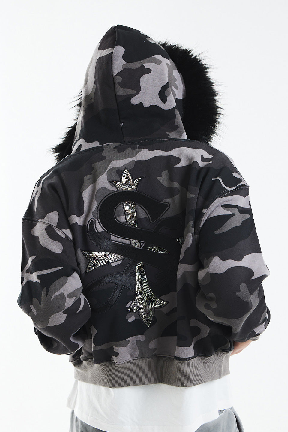 【予約商品】Camouflage Faux Fur Cross Zip Hoodie【2月上旬お届け】