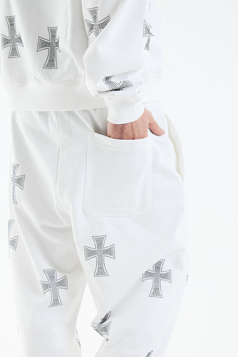 パンツ｜Unknown London (アンノウン・ロンドン)｜White Cross