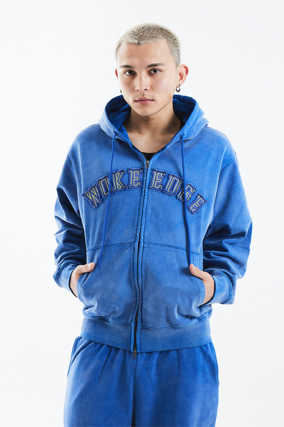 Faded Embroidery Zip Up Hoodie｜WOKE EDGE｜フーディー