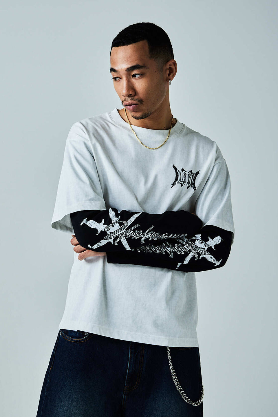 Cursive Rhinestone Layered Long Sleeve｜Unknown London｜ティーシャツ