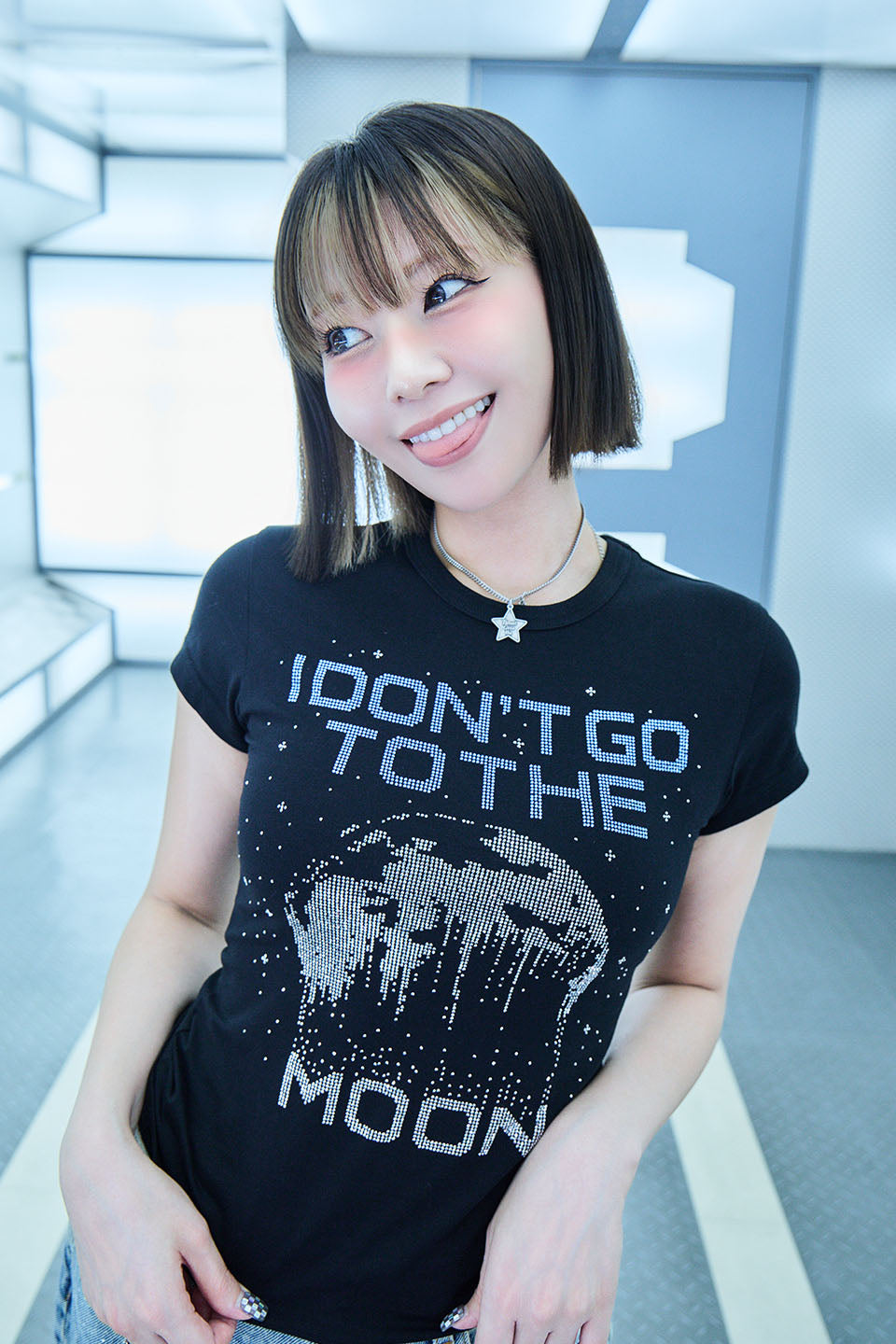 【I don't go to the moon】Moon Rhinestone Tee - Tight Fit - Black&White Set