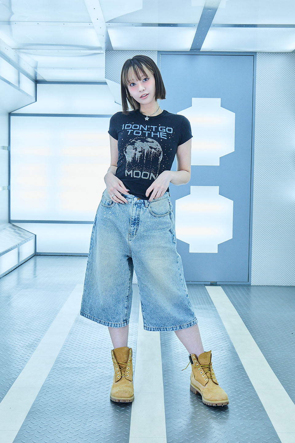 【I don't go to the moon】Moon Rhinestone Tee - Tight Fit - Black&White Set