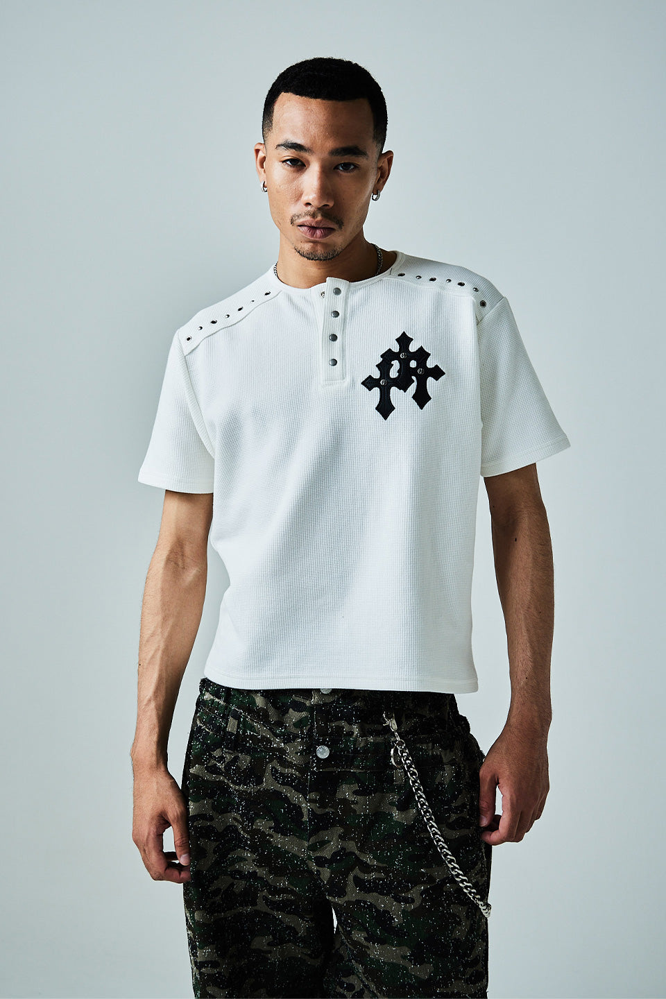 Studs Cross Patch Rib Tee