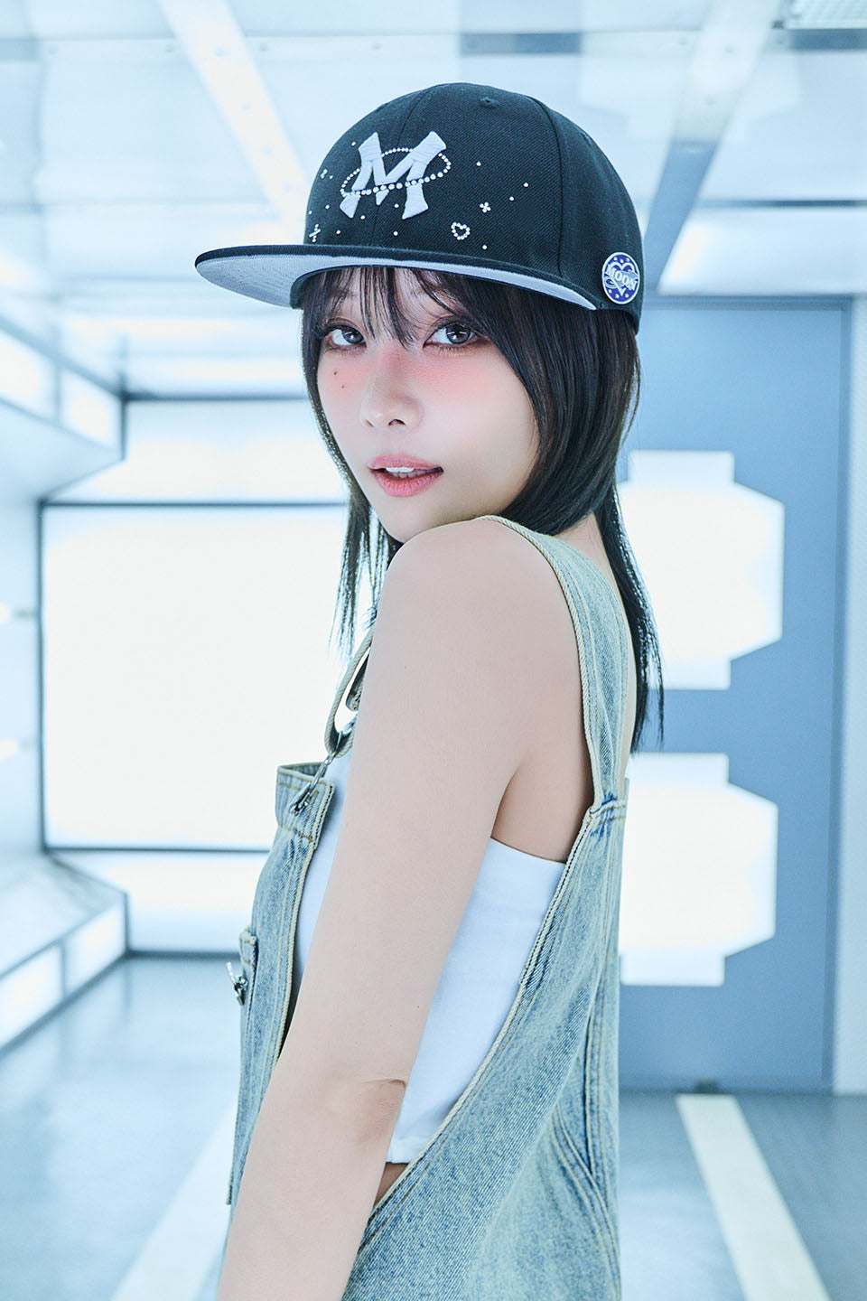 【I don't go to the moon】Moon Rhinestone Baseball Cap