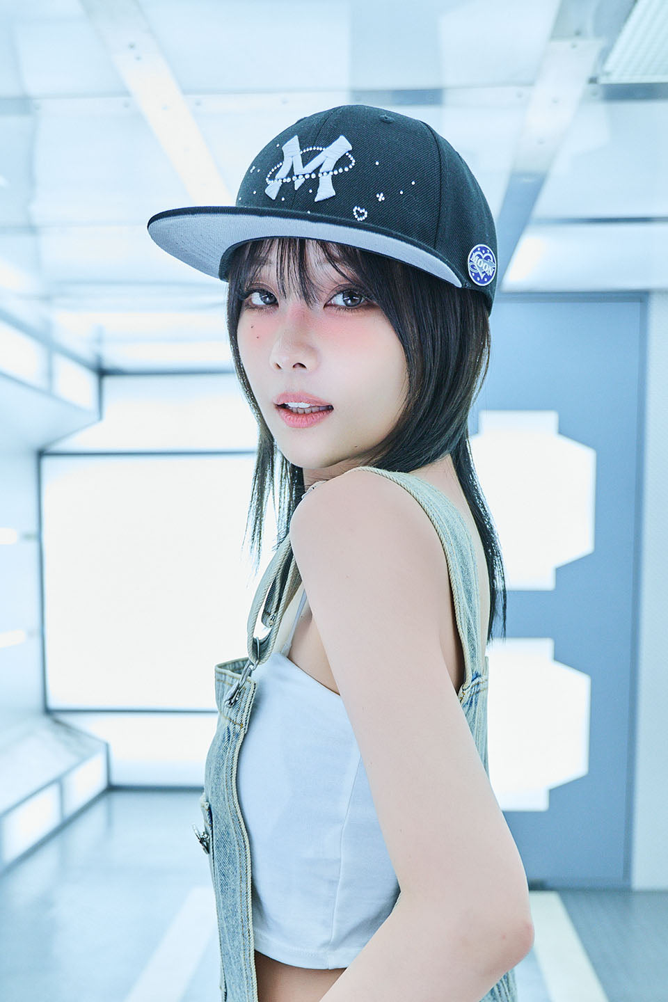 【I don't go to the moon】Moon Rhinestone Baseball Cap