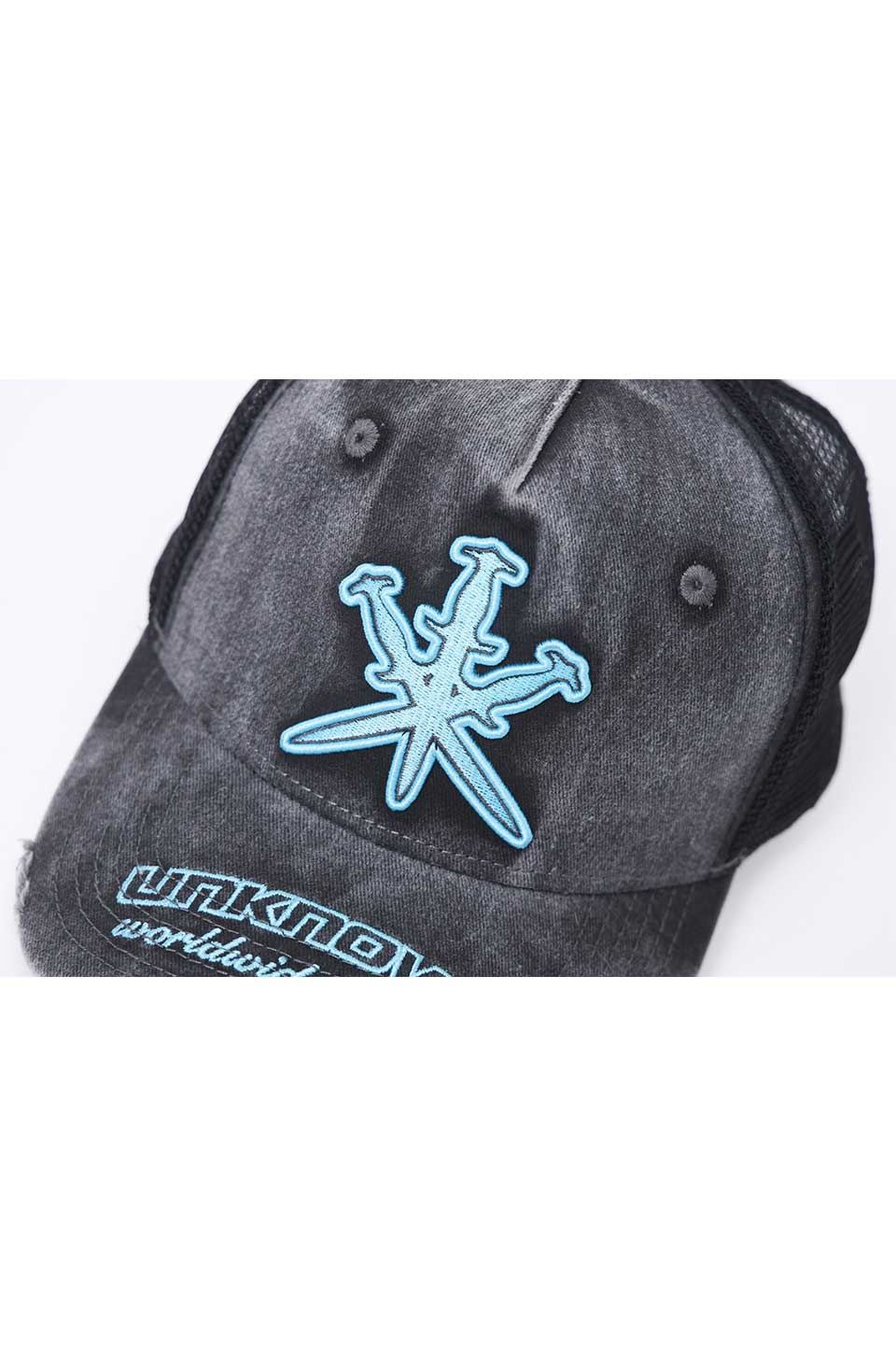 Wash Dk Grey With Blue Dagger Rhinestone Cap