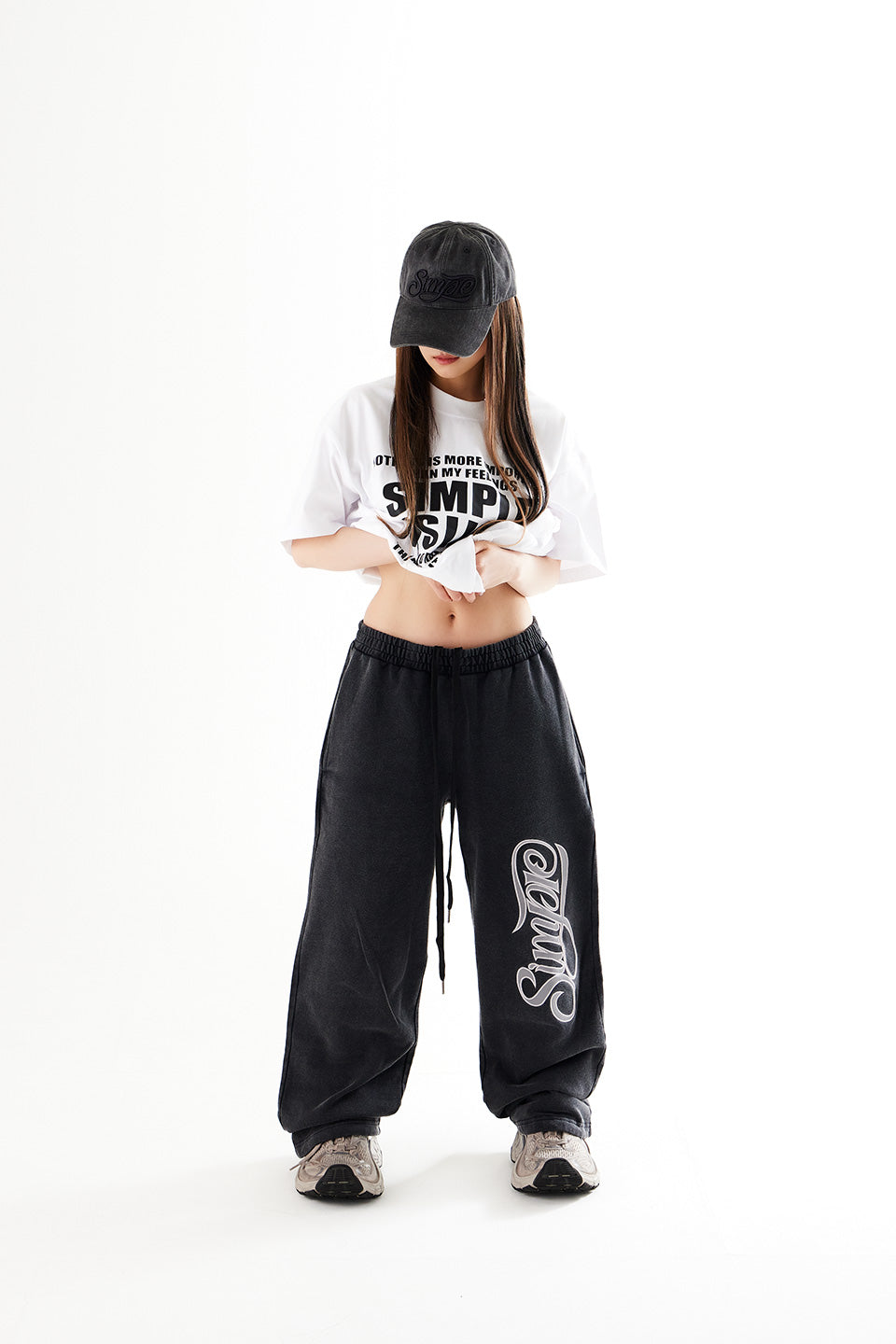 Simple Is Life Logo Sweat Pants / Black