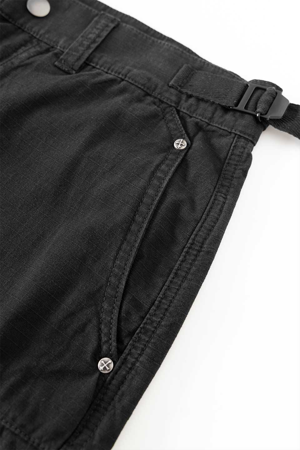 Cross Leather Patch Baggy Shorts