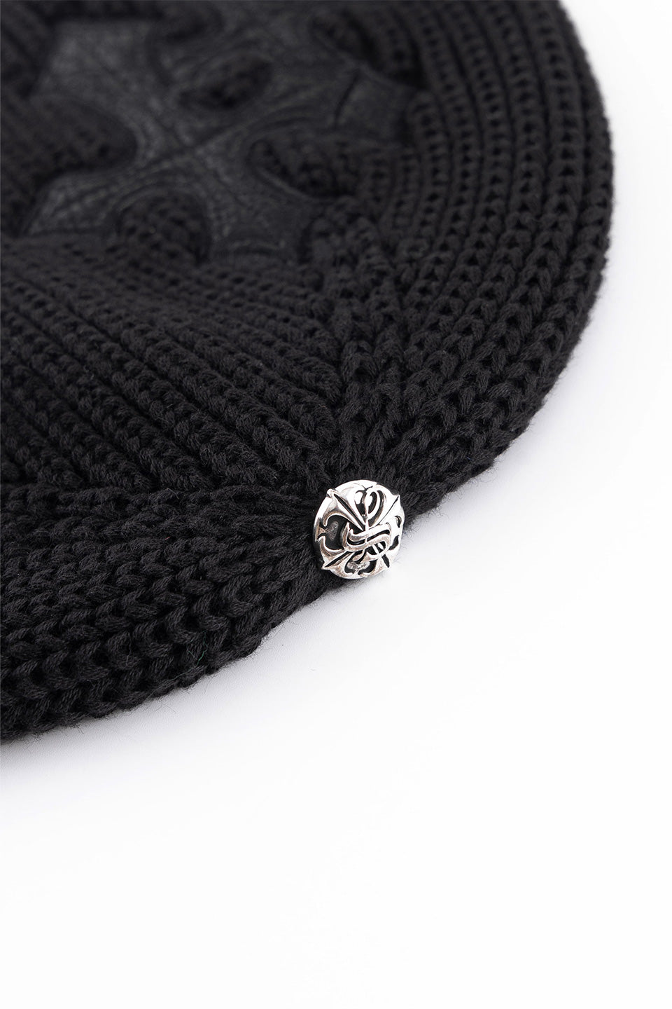 Cross Leather Patch Balaclava Beanie｜SUPPLIER｜ビーニー