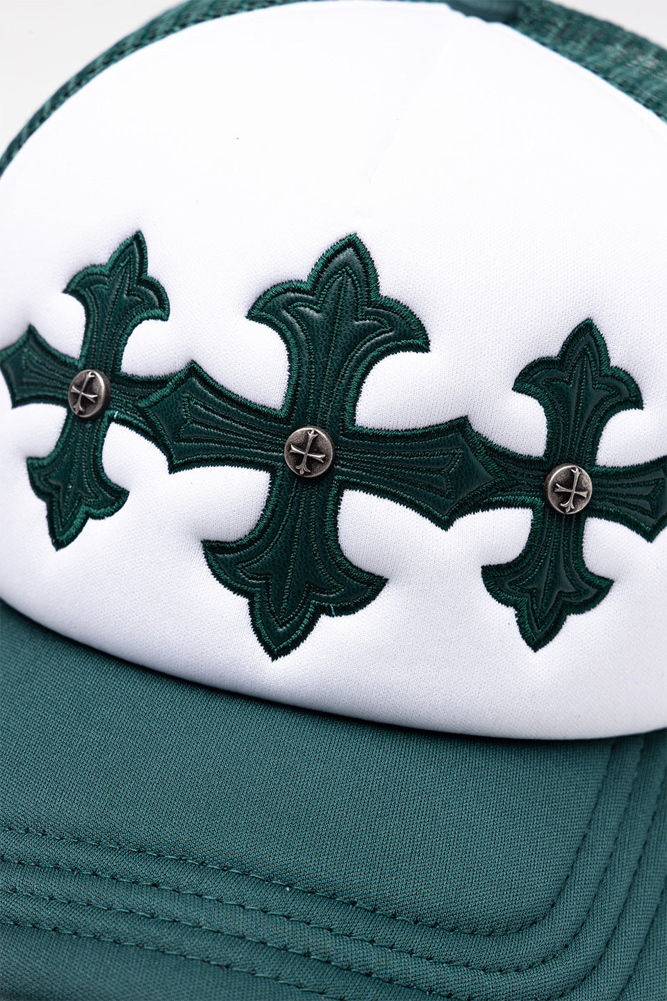 Cross Leather Patch Mesh Cap｜SUPPLIER｜キャップ