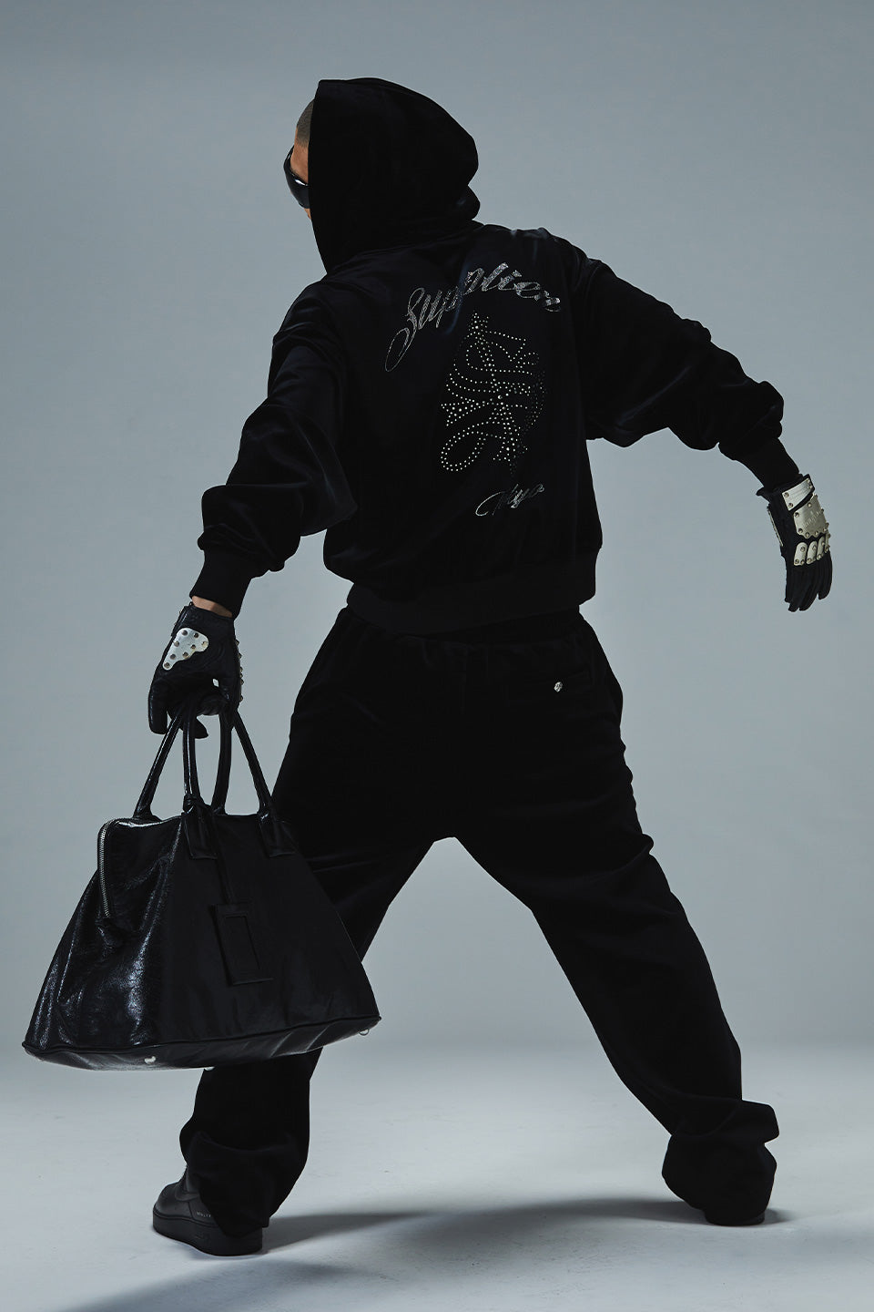 【一部予約商品】Cross Rhinestone Velour Zip Hoodie【10月中旬お届け】