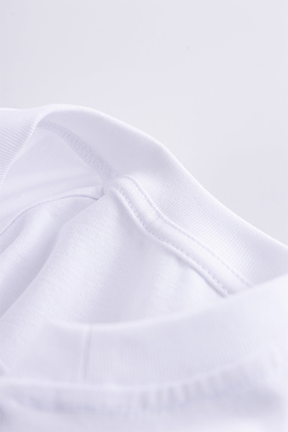 Cross Tee White & Black (Slim Silhouette)