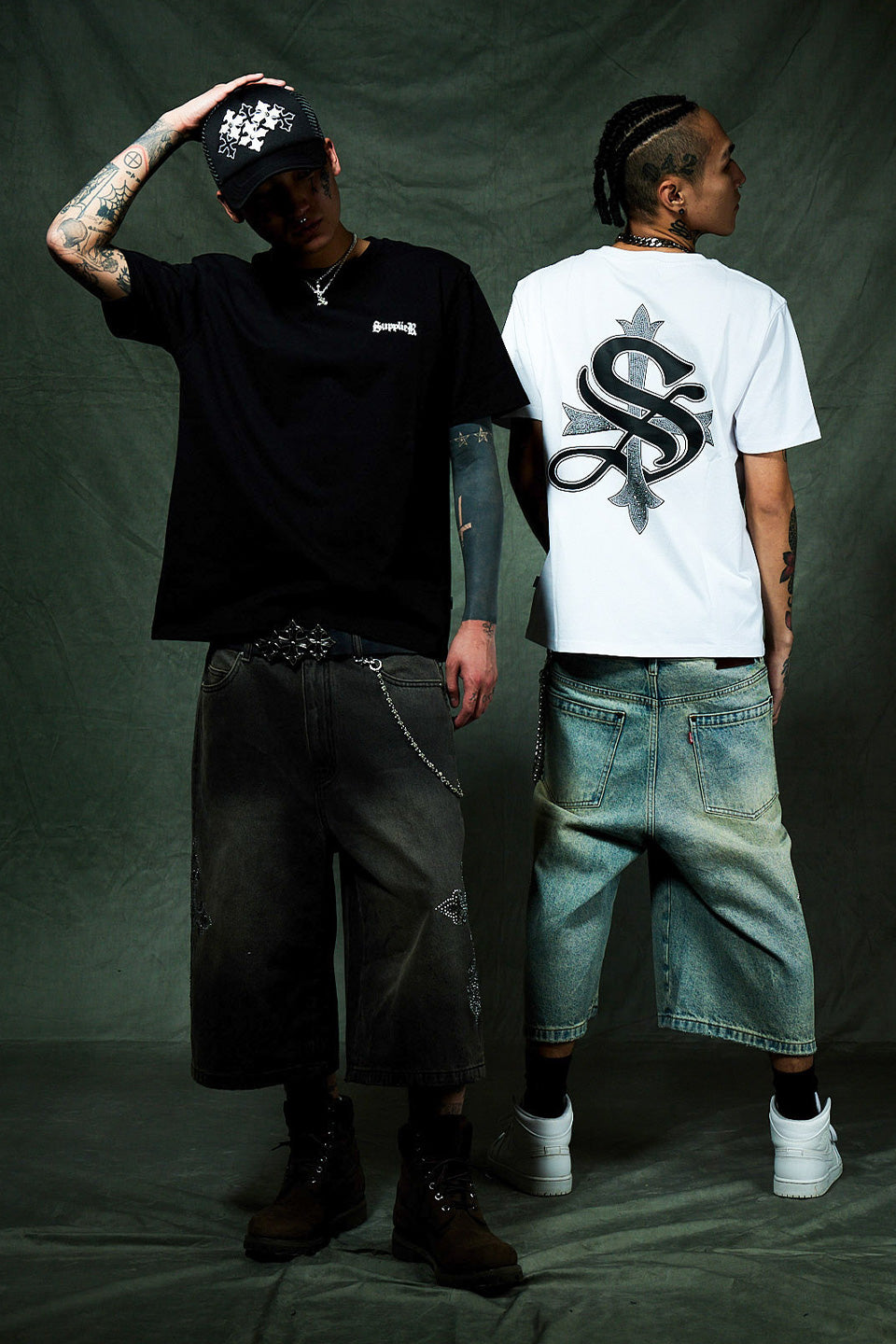 Cross Tee Black & Crystal (Slim Silhouette)