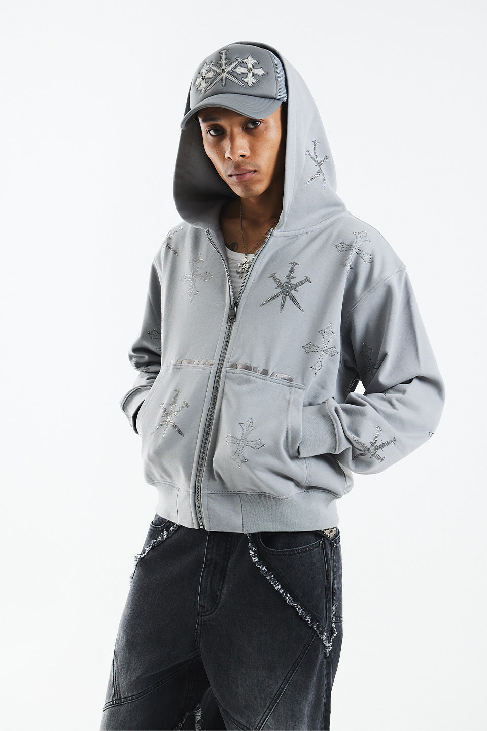 Dagger Cross Rhinestone Zip Hoodie｜Unknown London｜フーディー