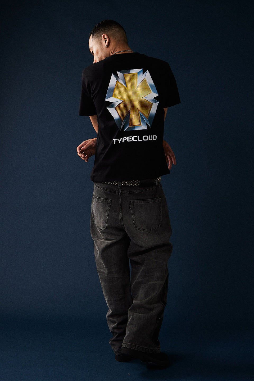 signal emblem tee