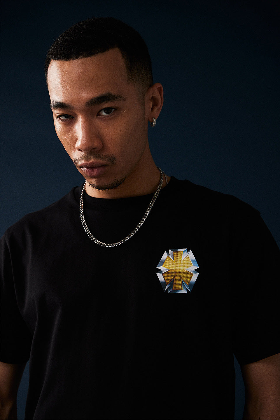 signal emblem tee