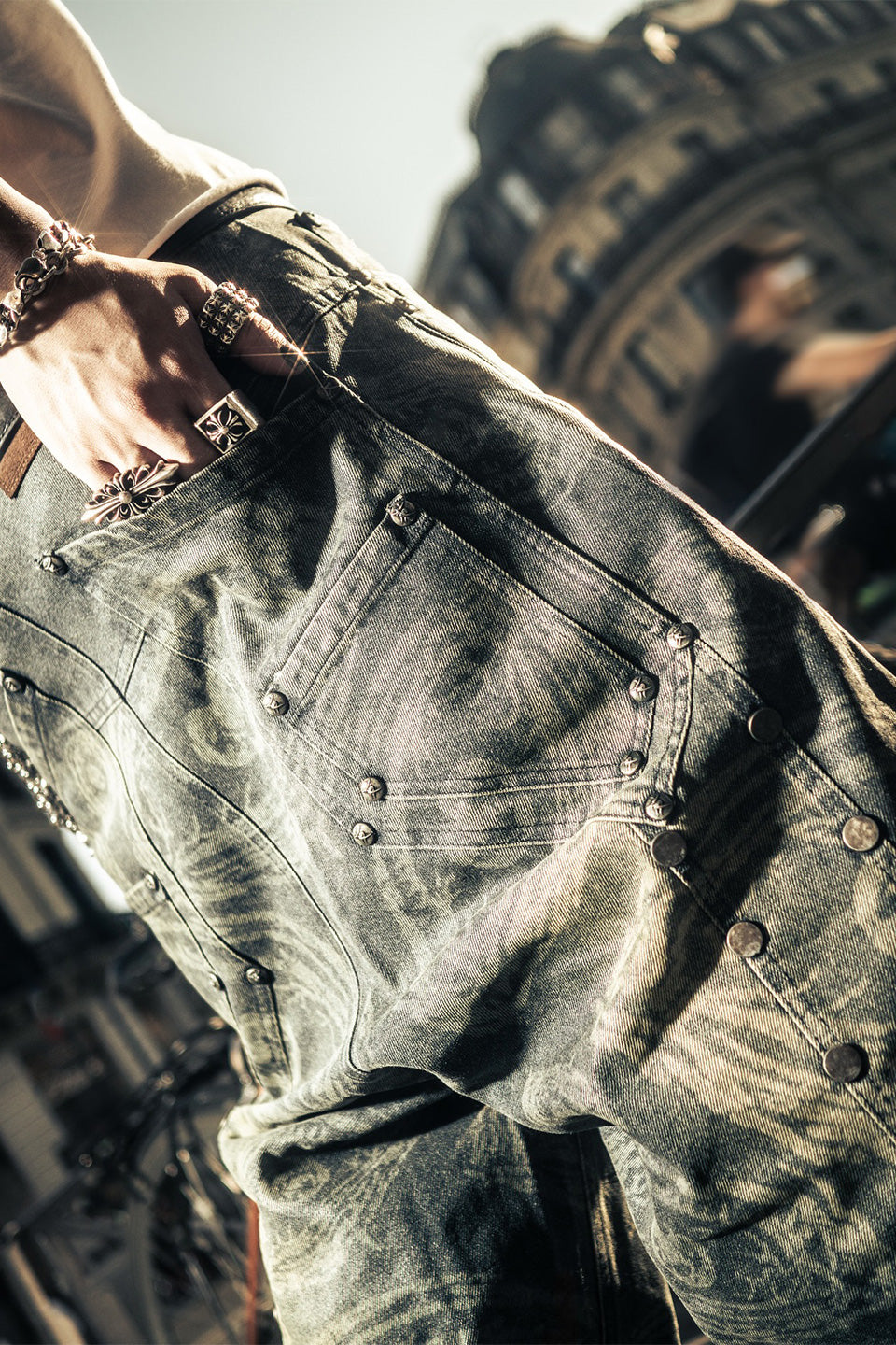 Eyethought 2.0 Distressed Baggy Denims With Embroidery & Studs