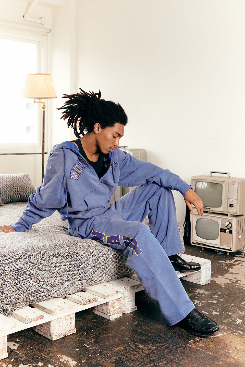 Faded Embroidery Zip Up Hoodie