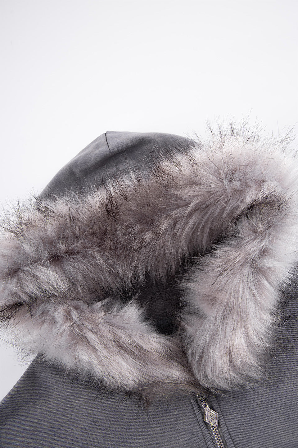 【一部予約商品】Faux Fur Cross Zip Hoodie【10月上旬~中旬お届け】