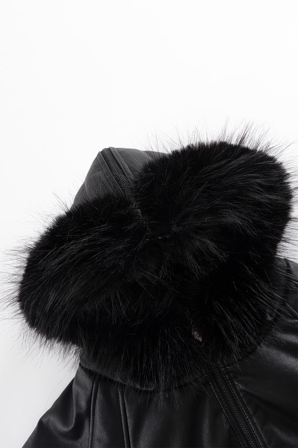 Faux Fur Hooded Bomber Jacket｜SUPPLIER｜ジャケット