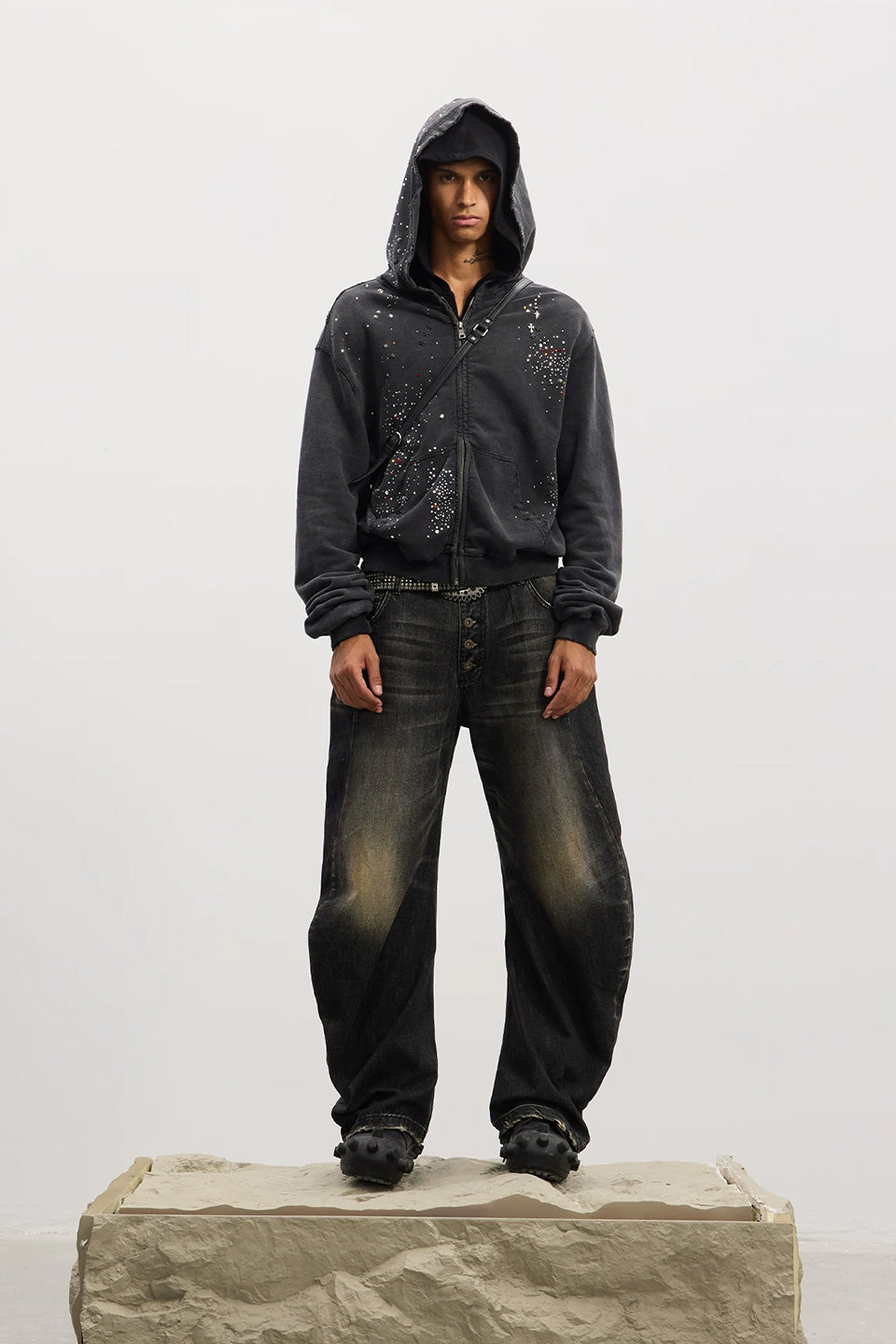 Five Button Curved Knife Jeans