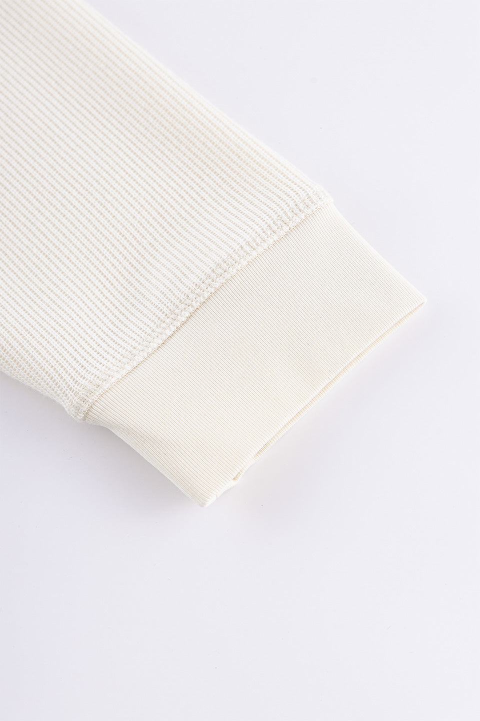 La Henly Neck Long Sleeve